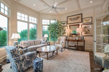 Πώς είναι εγκατεστημένα τα Classic Living Rooms: Συμβουλές σχεδιασμού (205+ φωτογραφίες)