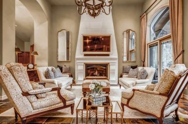 Πώς είναι εγκατεστημένα τα Classic Living Rooms: Συμβουλές σχεδιασμού (205+ φωτογραφίες)