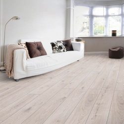 Laminate στο εσωτερικό στο πάτωμα, τοίχο, οροφή - 100+ Φωτογραφίες, χρήσιμες συμβουλές και δεσμευτικές συστάσεις