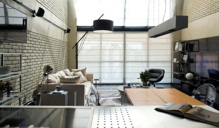 Loft-style εσωτερικό διαμέρισμα: 215+ Σχεδιάστε τις φωτογραφίες του απεριόριστου χώρου για την αυτο-έκφραση