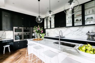 Nuova tendenza nel mondo della cucina - Cucina nera nell'interno (oltre 220 combinazioni di foto nel design)