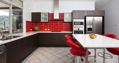 Nuova tendenza nel mondo della cucina - Cucina nera nell'interno (oltre 220 combinazioni di foto nel design)